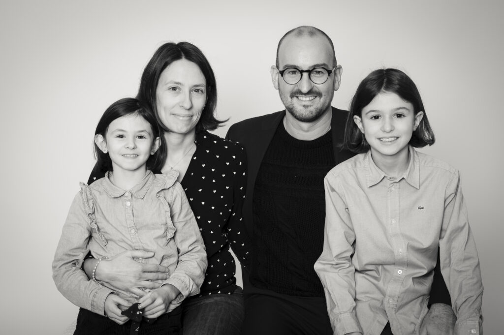 0003_Mereumennessonphoto-6