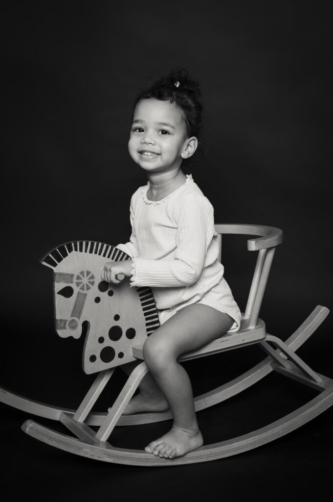 0010_Lyamennessonphoto-12